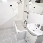 Cultural Hot Spot - Old Town Apartment