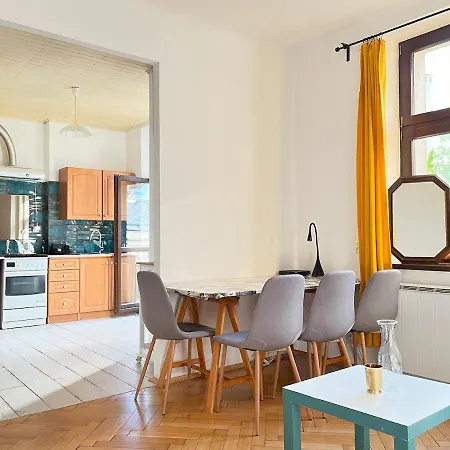 Cultural Hot Spot - Old Town Apartmán *