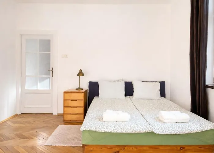 شقة Cultural Hot Spot - Old Town *