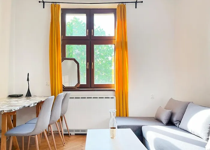 Cultural Hot Spot - Old Town