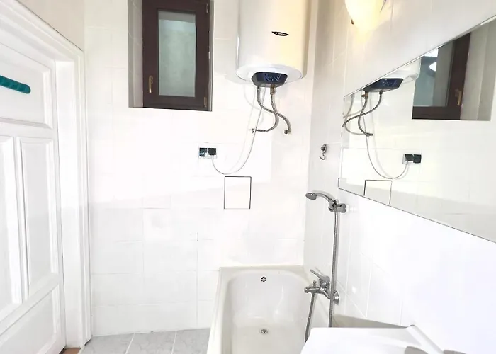 Cultural Hot Spot - Old Town